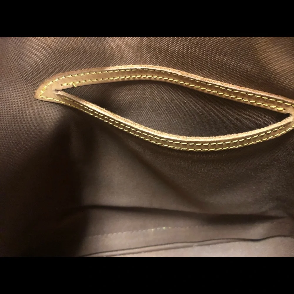 Authentic Louis Vuitton Alma PM purse - Picture 14 of 16